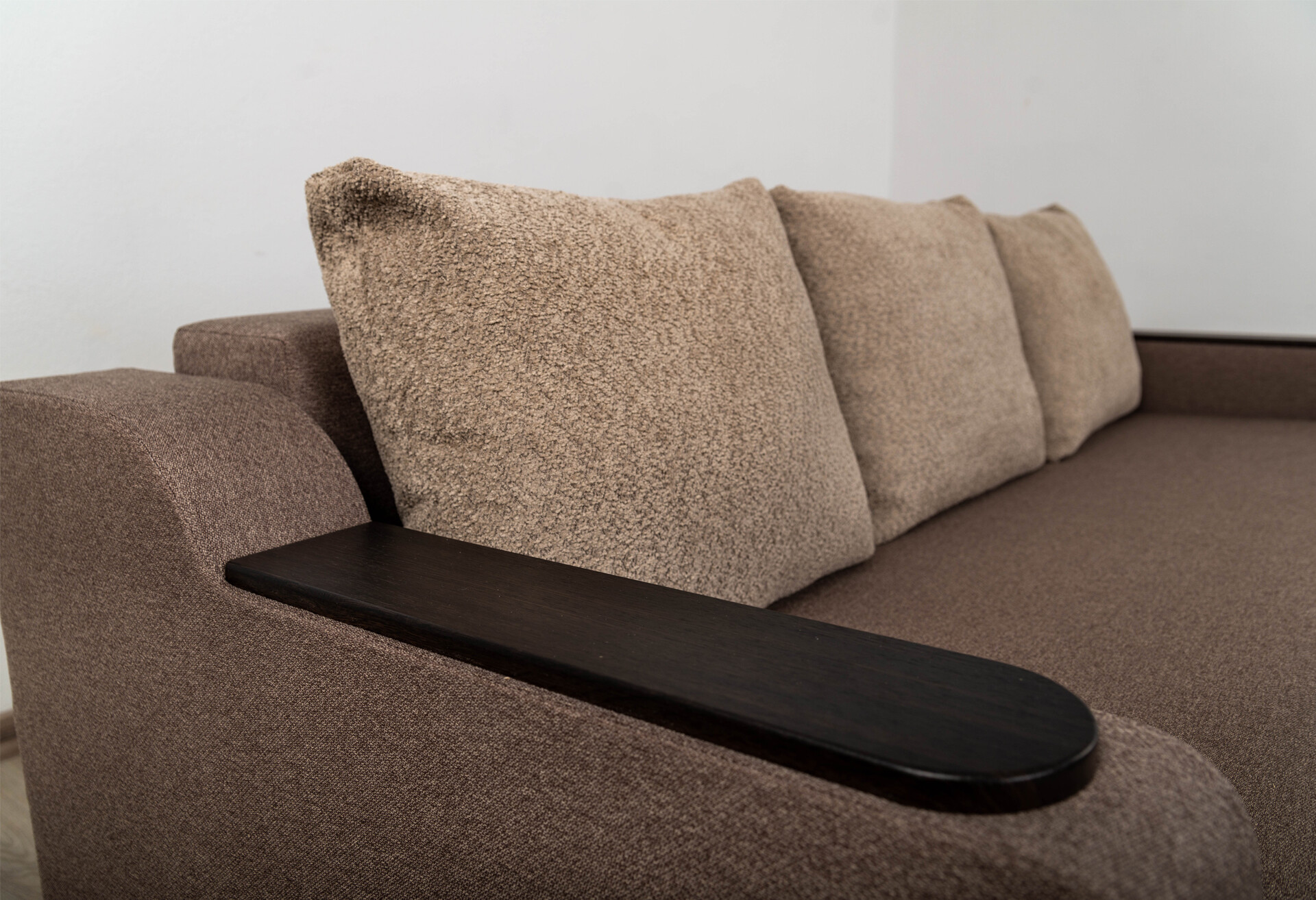 Фото 5 - Диван Elegant Бенефіт 29 216x95 см коричневий