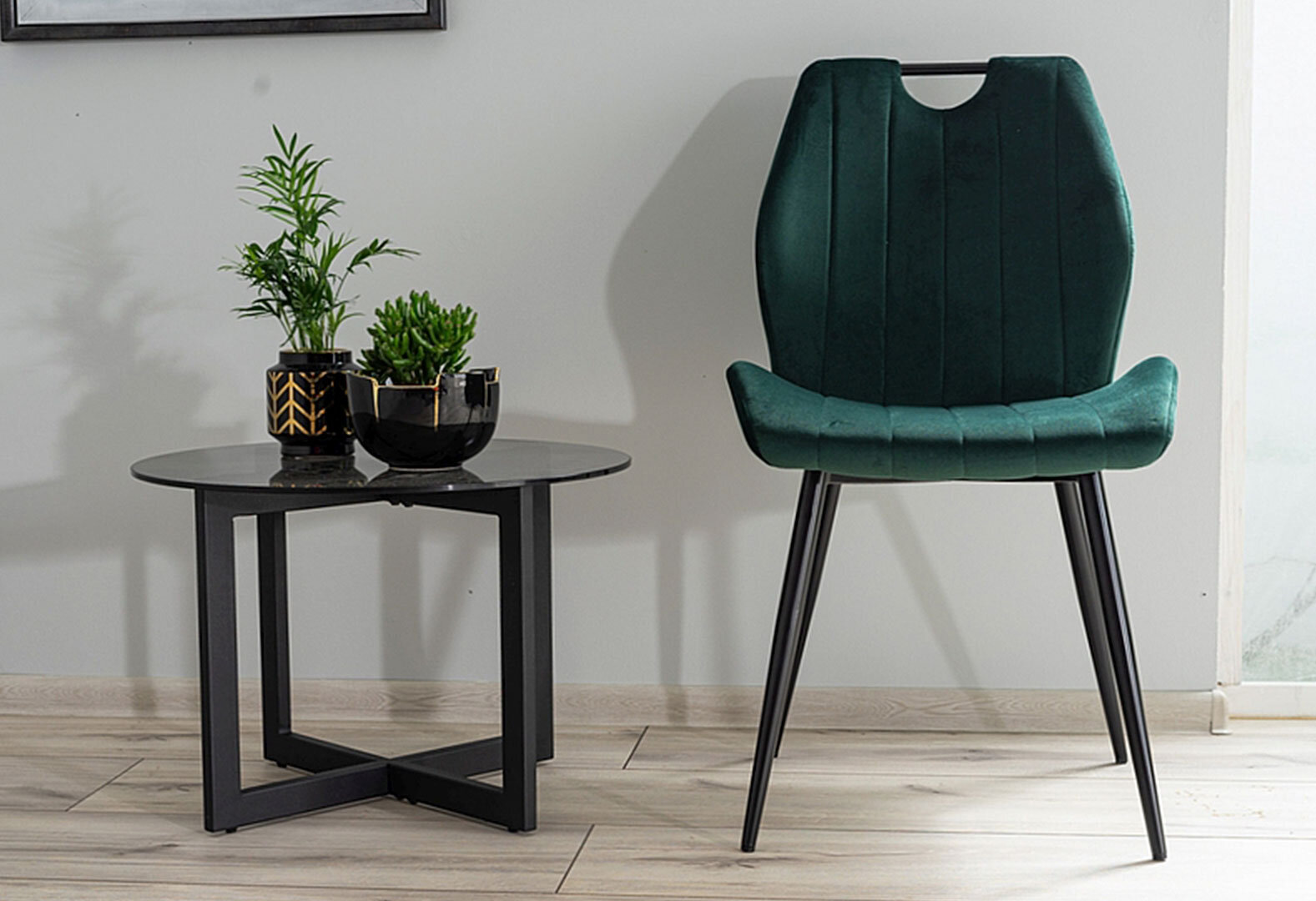 Фото 3 - Стул Arco Velvet / Арко Вельвет матовый черный металл / Bluvel 78 зелёный Креденс Фениче