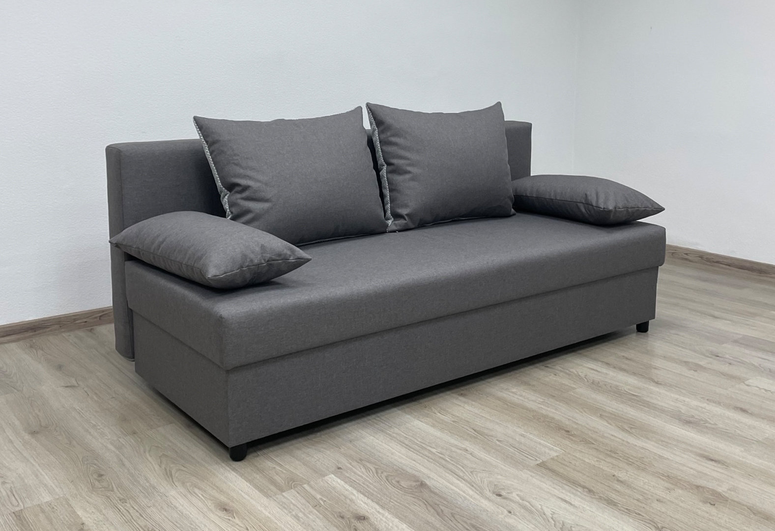 Фото 2 - Диван Kredens furniture Мартин 195x86 см серый (Савана Нова 08 грей + Дорис 90)